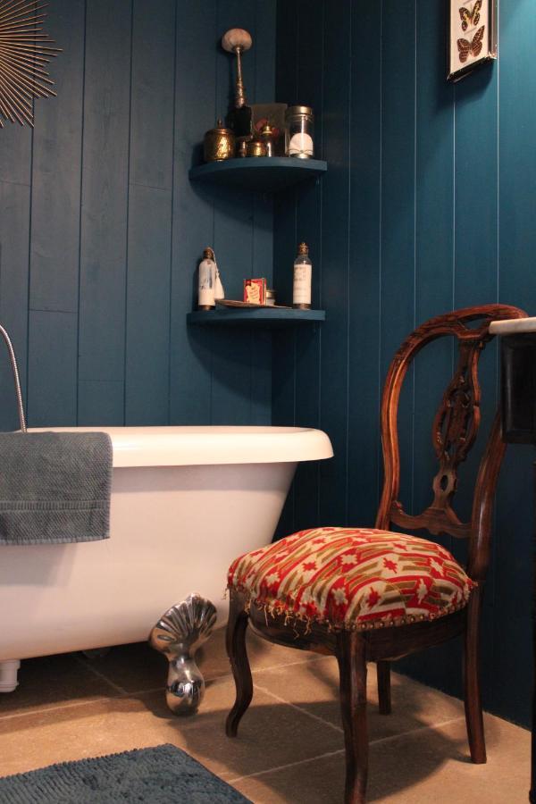 Bed and Breakfast Le Boudoir D'Artiste Semur-en-Auxois Exterior foto